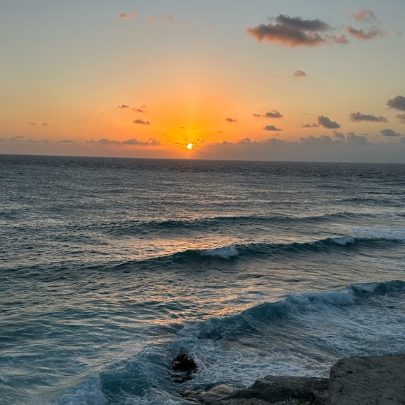 ~*MEET THE POSHER*~ - Picture 3 of 4